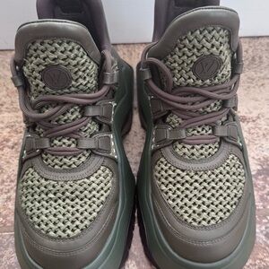 Authentic LV arch-light 2.0 platform Sneakers size 37 1/2